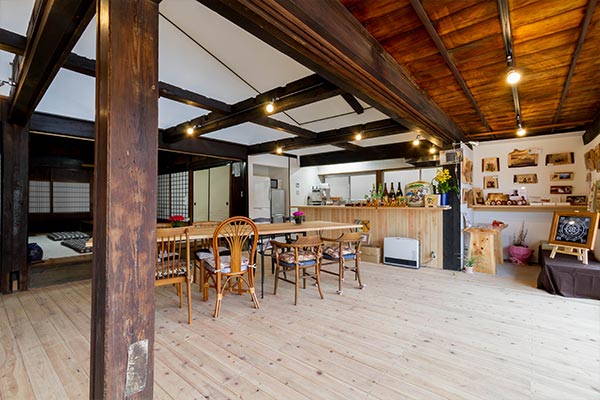 富士山麓・富士吉田〜古民家手相カフェ「北口夢屋」