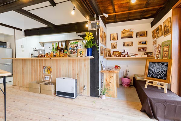 富士山麓・富士吉田〜古民家手相カフェ「北口夢屋」