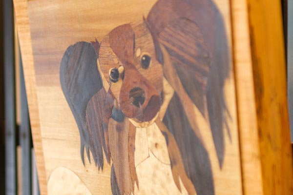 富士山麓・富士吉田〜古民家手相カフェ「北口夢屋」 象嵌で作る愛犬の肖像画