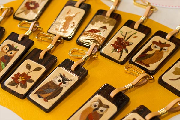 富士山麓・富士吉田〜古民家手相カフェ「北口夢屋」 象嵌ギャラリー